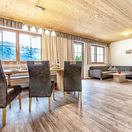 Chalets Hotter - Ferienhaus Mit E-Ladestation ツェル・アム・ツィラー エクステリア 写真